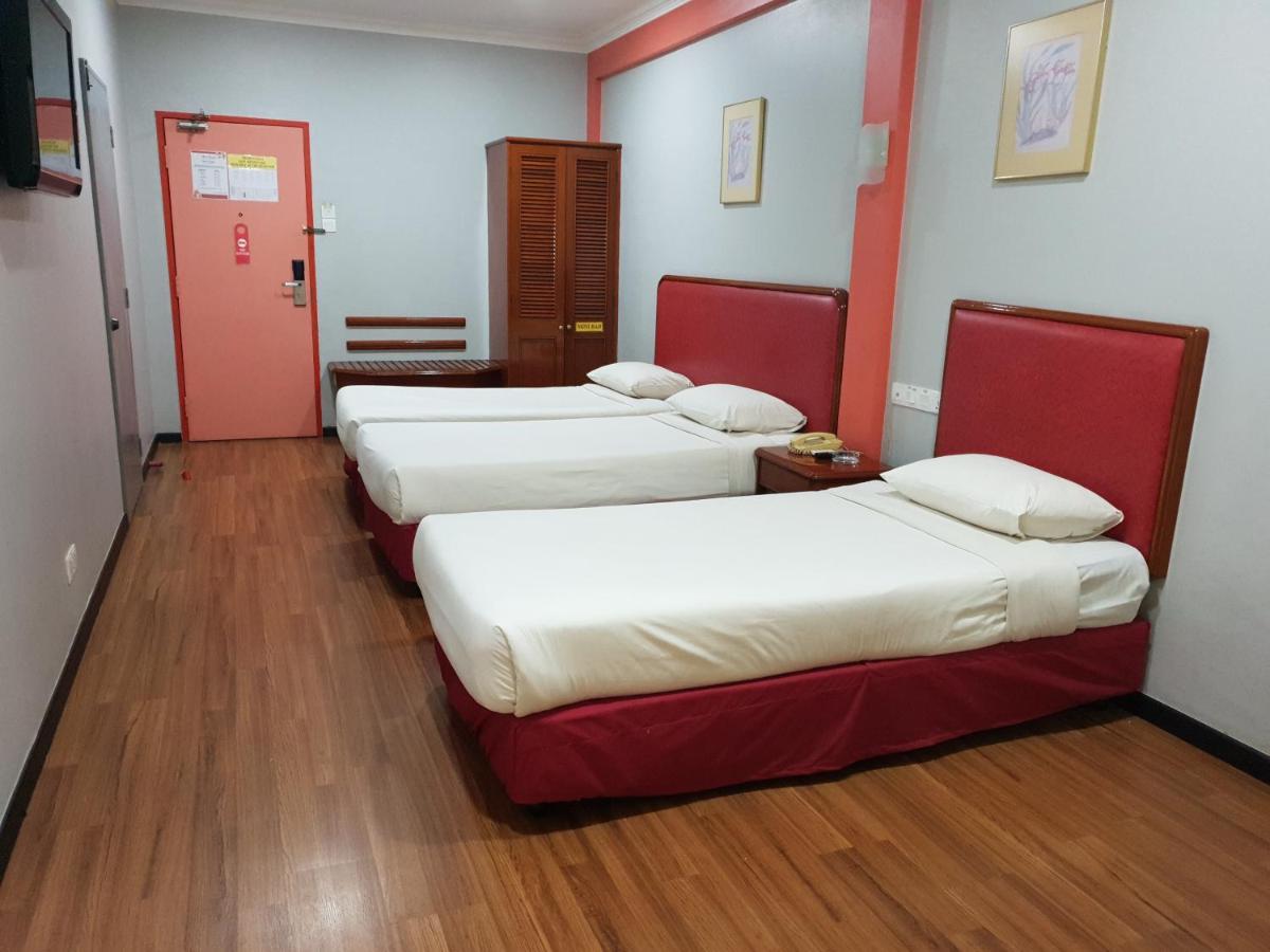 Classic Boutique Hotel Kuantan Bagian luar foto