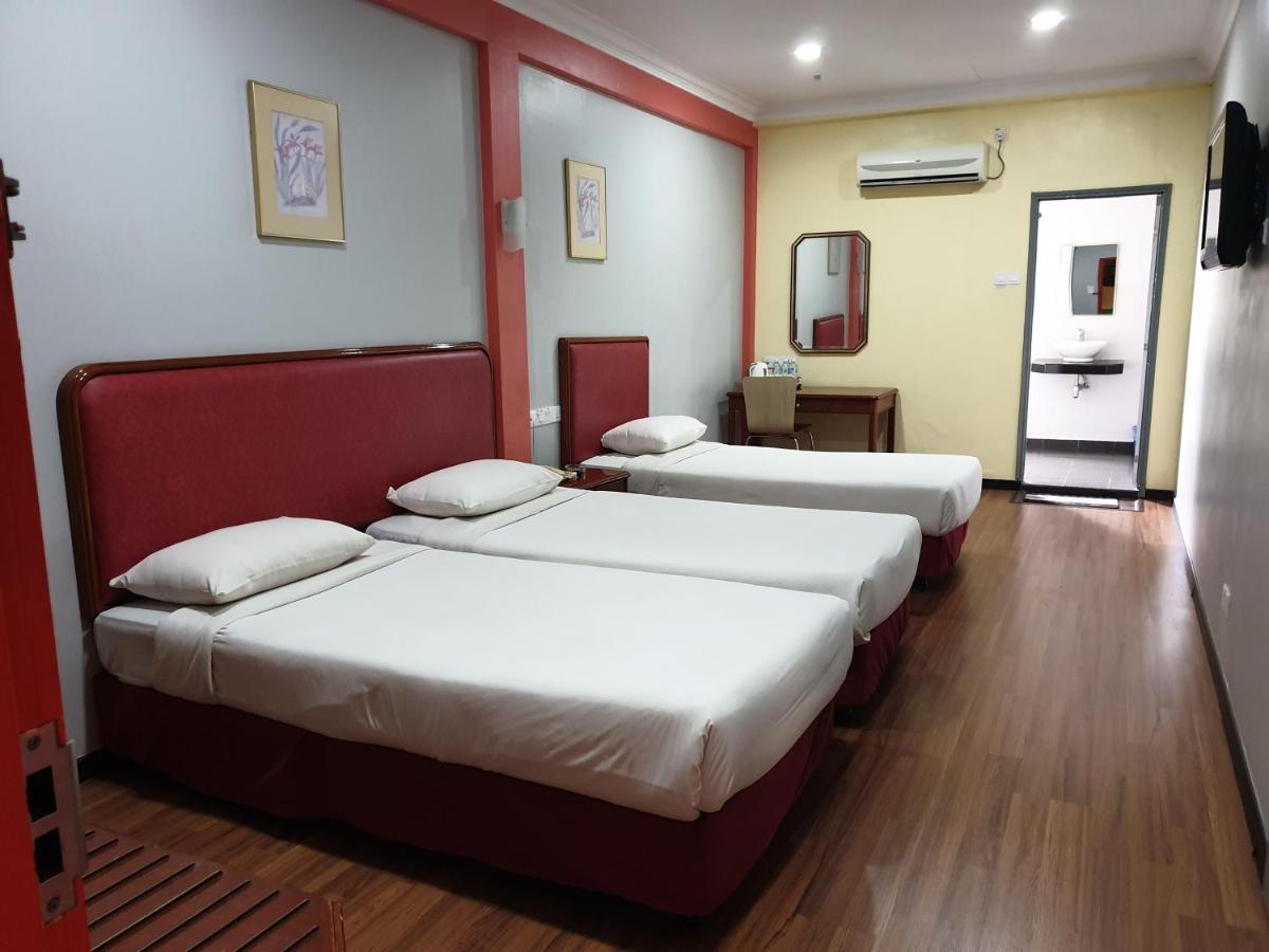 Classic Boutique Hotel Kuantan Bagian luar foto