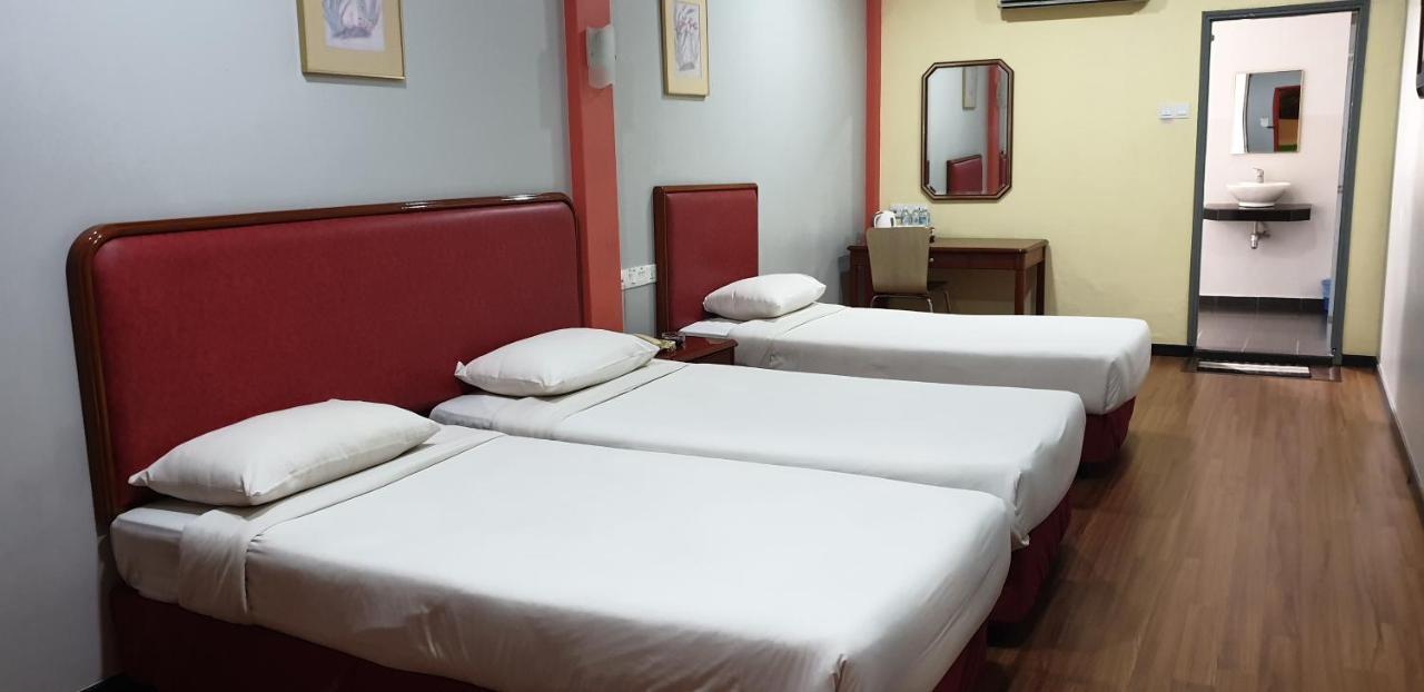 Classic Boutique Hotel Kuantan Bagian luar foto