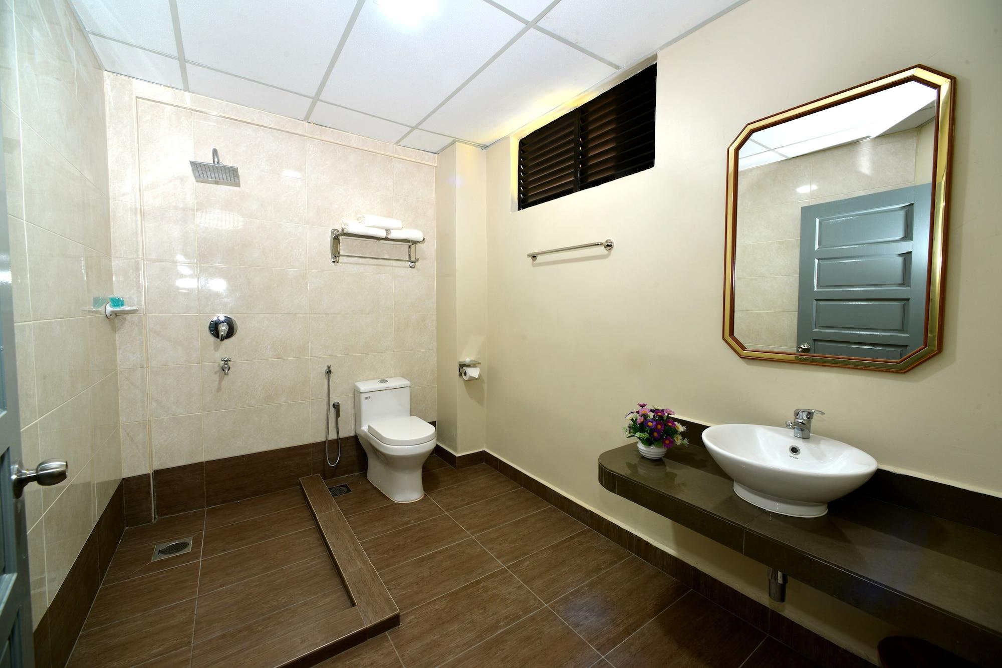 Classic Boutique Hotel Kuantan Bagian luar foto