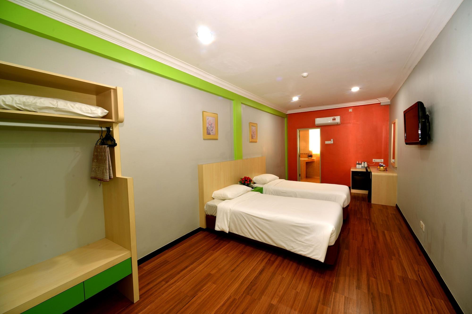 Classic Boutique Hotel Kuantan Bagian luar foto