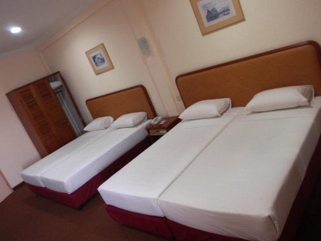 Classic Boutique Hotel Kuantan Bagian luar foto