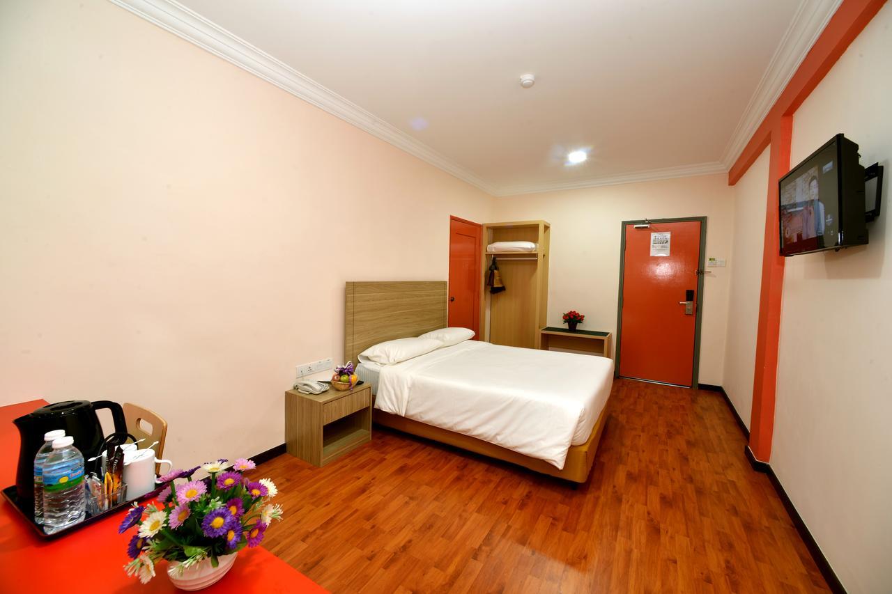 Classic Boutique Hotel Kuantan Bagian luar foto