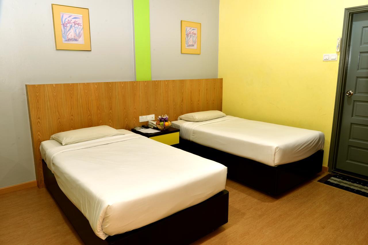 Classic Boutique Hotel Kuantan Bagian luar foto