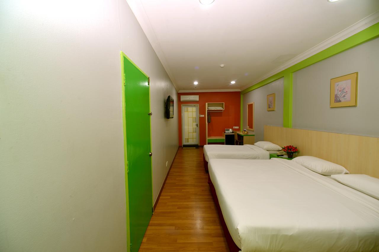 Classic Boutique Hotel Kuantan Bagian luar foto